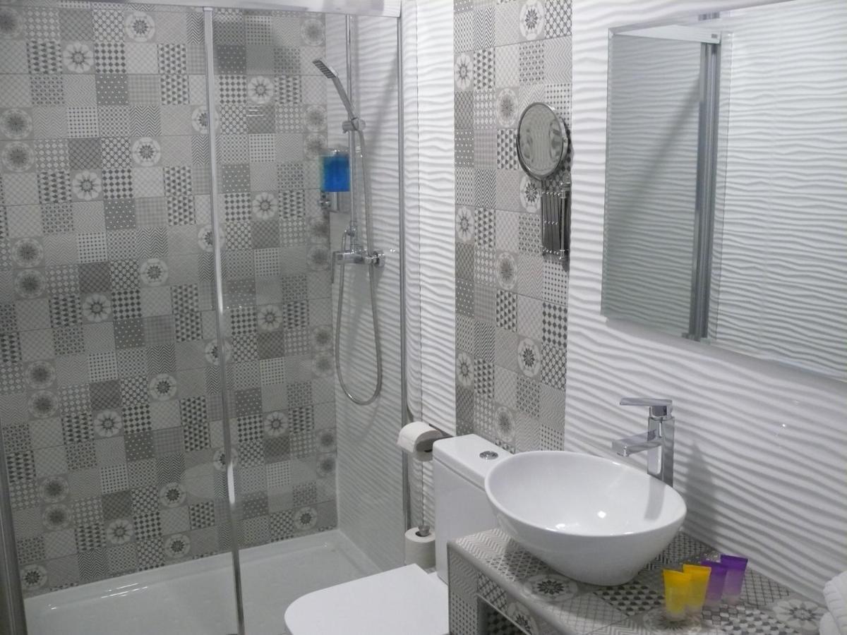 Hostal Letto Dal Mare Valencia Exterior photo